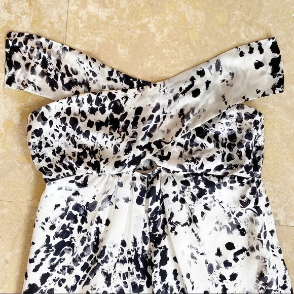 Twelfth Street 100% Silk Strapless Tie Mini Dress size 2 - Picture 4 of 8